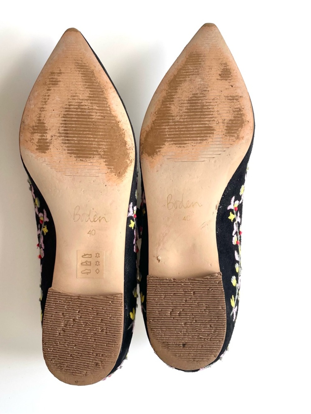 Boden Evie Black Embroidered Mary Jane Pointed Toe Floral Flats Boho Cottagecore - Picture 8 of 10